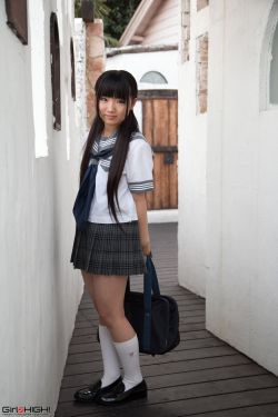 五个黑人玩一个女5p视频